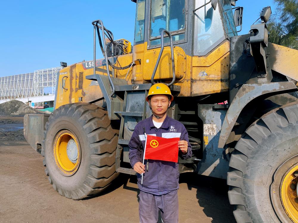 赵彬.jpg